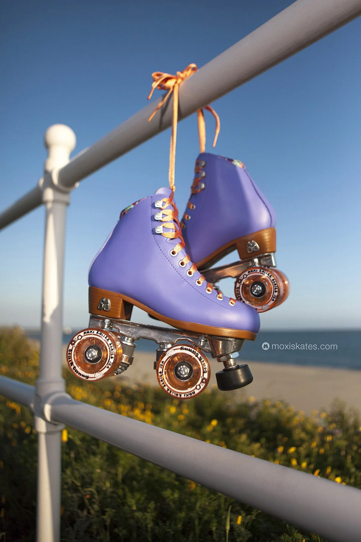 Beach Bunny Roller Skates - Periwinkle Sunset - Image 5
